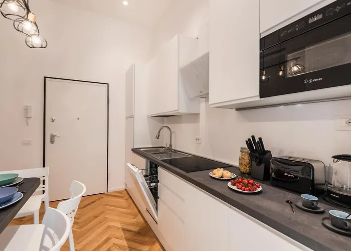 The Rent - One-bedroom In Barberini Apartment